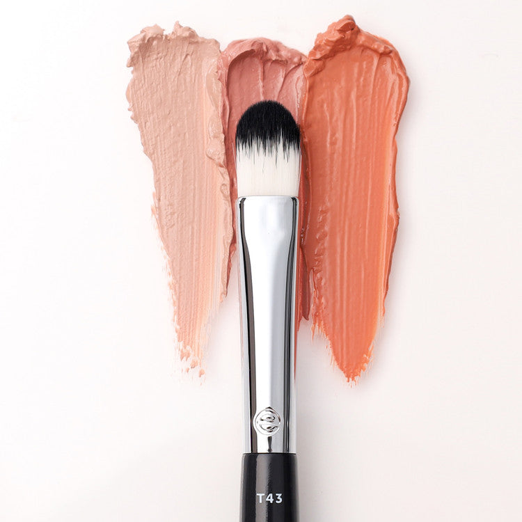 T43 - Medium Flat Eye Brush