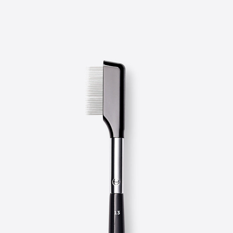 13 - Detailing Lash Comb