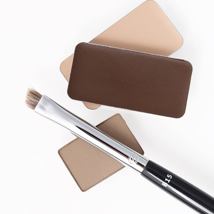 B15 - Defining Brow Brush