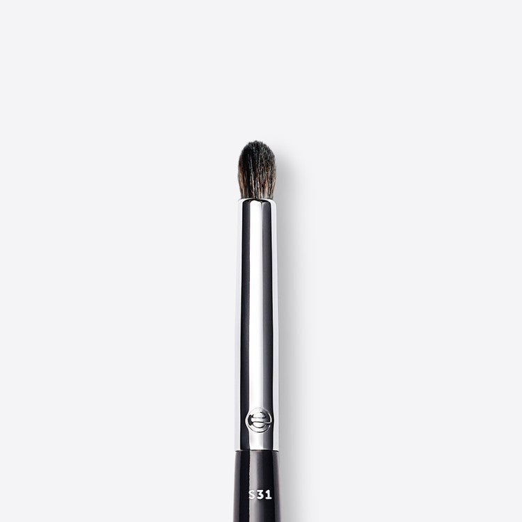 S31 - Small Tapered Eye Brush