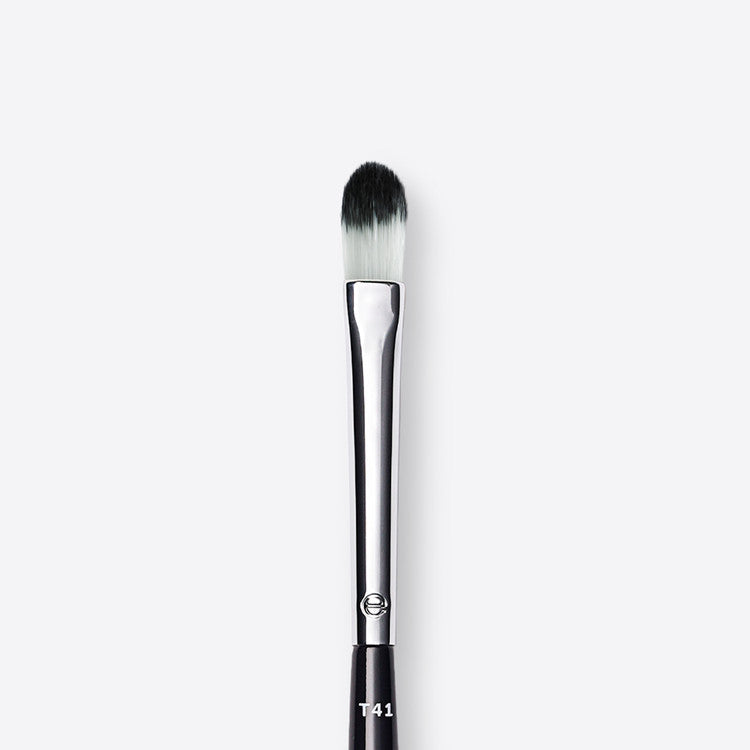 T41 - Precision Concealer Brush