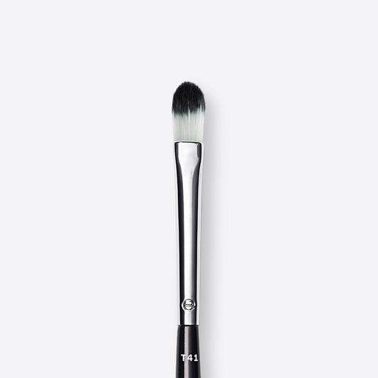 T41 - Precision Concealer Brush