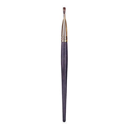 220 Eyeshadow Finishing Brush