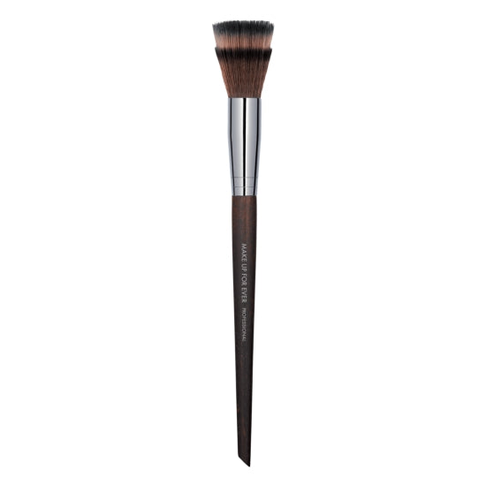 Blending Blush Brush - 148 MAKE UP FOR EVER - Backstage Cosmetics Canada