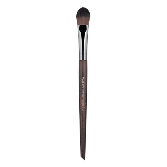 Precision Highlighter Brush - 144 MAKE UP FOR EVER - Backstage Cosmetics Canada