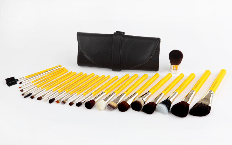 Studio Luxury 24pc. Brush Set with Roll-up Pouch Bdellium Tools - Backstage Cosmetics Canada